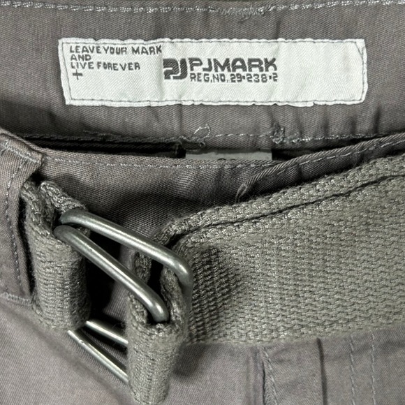PJ MARK Men's Grey Cargo Shorts with Belt Size 30 Cotton Flat Front NWT - Picture 6 of 11